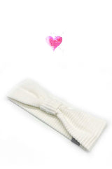Cremeweißes Damen Haarband aus weichem Cordjersey mit feiner Rippenstruktur, zeitloses Haaraccessoire von WISH Project.