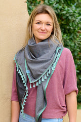 Halstuch Damen Jeans Grau mit Troddeln , von beiden seiten tragbar, dezent und richtig schick, Wendetuch