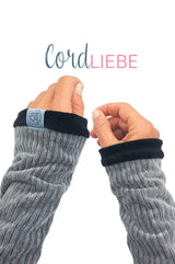 Pulswärmer aus grauem, edlen Jersey Cord, gefüttert mit samtig weichen Baumwollnicki . schlicht, dezent, warm, praktisch und schön.