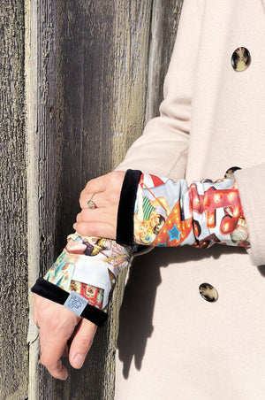 Armstulpen bunt mit retro digitalprint zirkusmotiv